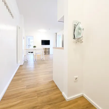 Raj Living - 1 - Balcony - 25 Min To Messe Dus Apartment Krefeld