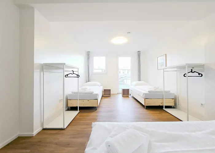 Апартаменты Tolstov - 1 - Balcony - 25 Min To Messe Dus Крефельд