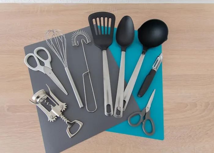 Апартаменты Tolstov - 1 - Balcony - 25 Min To Messe Dus